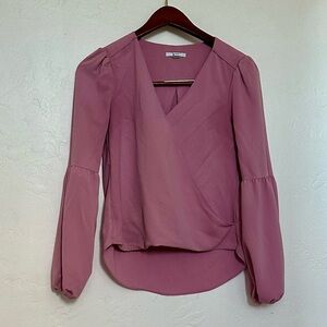 Bar III XS women’s Long Sleeve top V Neck blouse pink lavender Faux Wrap Shirt